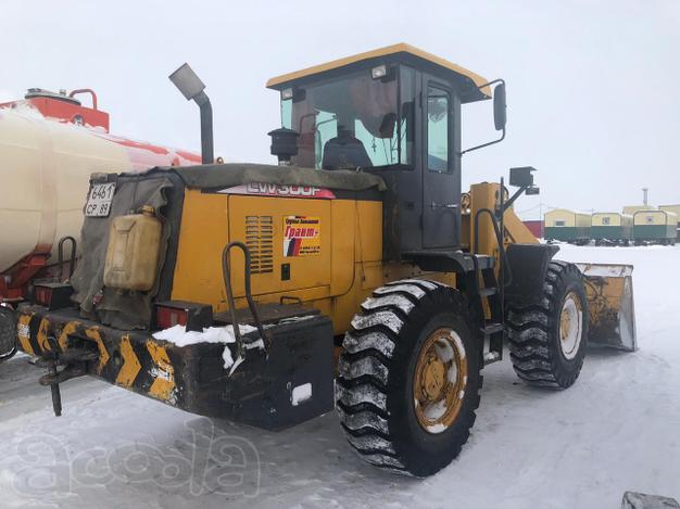 Продаётся фронтальный погрузчик XCMG LW300F